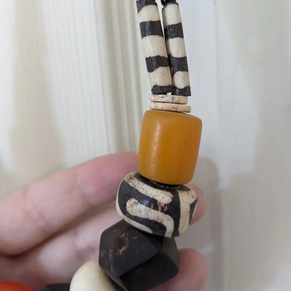 African beaded zebra necklace - Picture 3 of 5